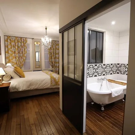 Au Jeu De Paume Bed and breakfast Épernay