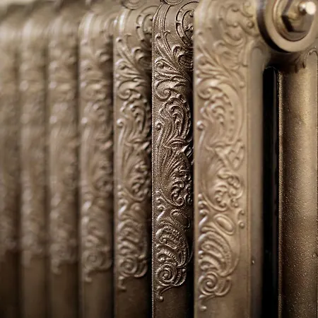 Au Jeu De Paume Bed & Breakfast 4*