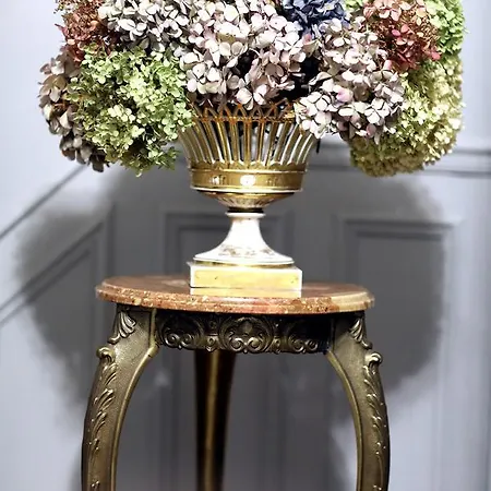 Bed & Breakfast Au Jeu De Paume Epernay