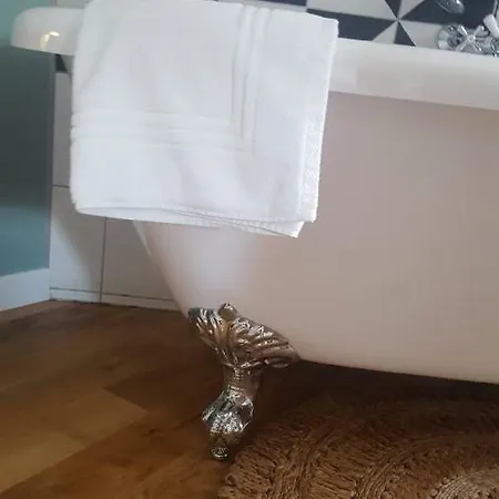 Au Jeu De Paume 4* Epernay