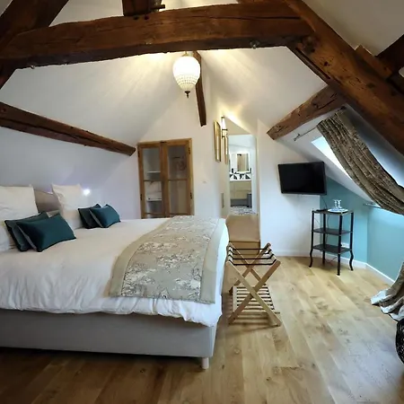 Bed & Breakfast Au Jeu De Paume 4*