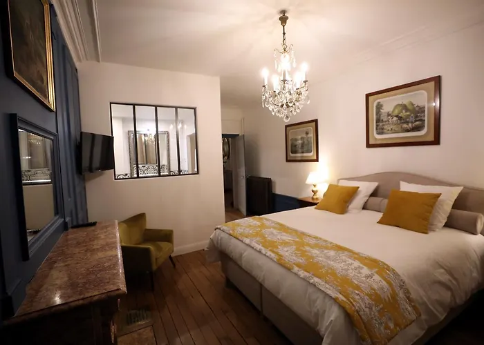 Au Jeu De Paume Alojamento de Acomodação e Pequeno-almoço Épernay