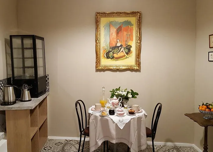 Au Jeu De Paume Alojamento de Acomodação e Pequeno-almoço Épernay