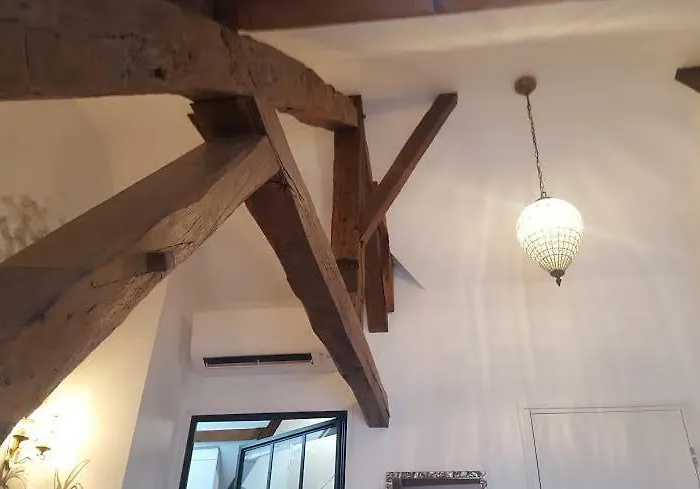 Au Jeu De Paume Bed & Breakfast 4*